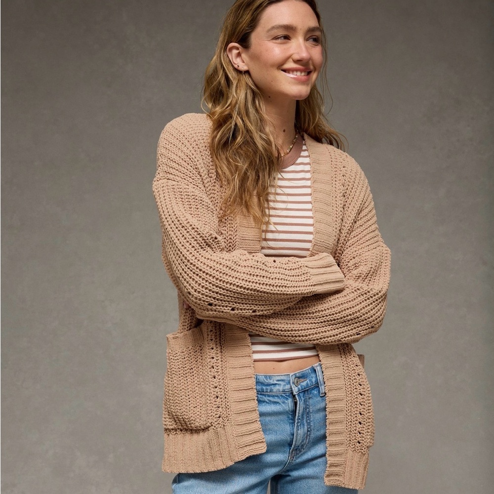 American Eagle Outfitters Beige Knit Cardigan